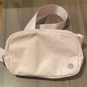 lululemon athletica Blush Pink Everywhere Belt Bag Softgirl Festival Balletcore